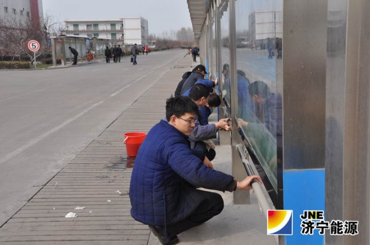 义桥煤矿团委深入开展志愿服务活动