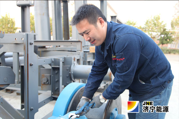 【状元风采】皮带维修的“大力神手”