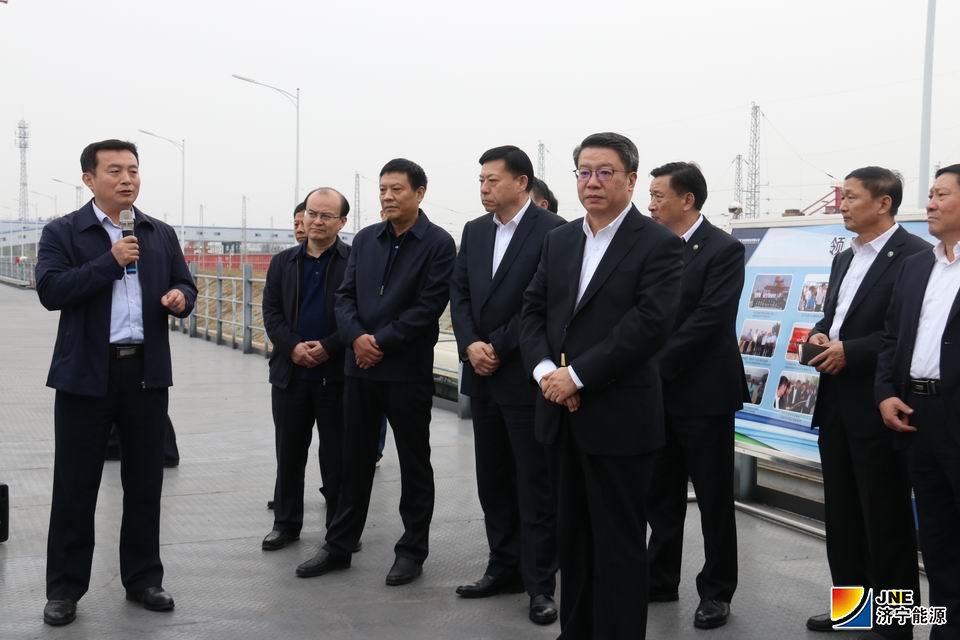 1573198156796174.jpg 济矿物流:山东能源临矿集团党委书记、董事长刘孝孔率团到济矿物流园区进行考察调研1(孙继业).JPG
