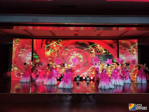 霄云煤矿举办迎新春联欢会