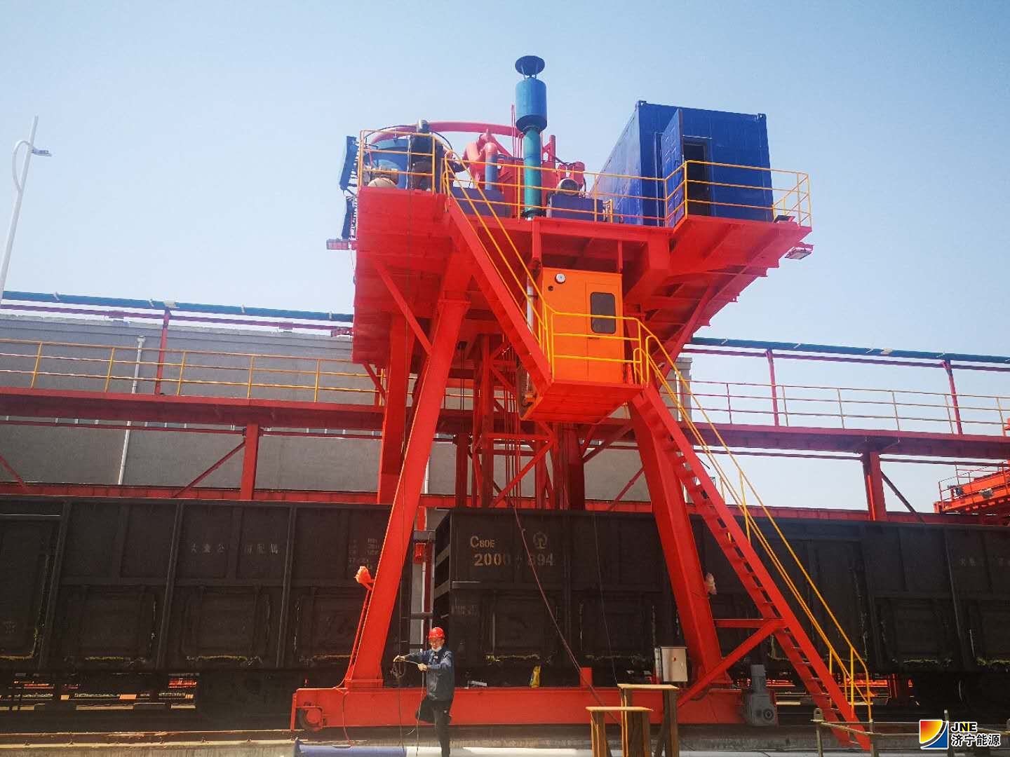 1589186670820532.jpg 自动清车机(张成帅 2020年4月23日摄).jpg