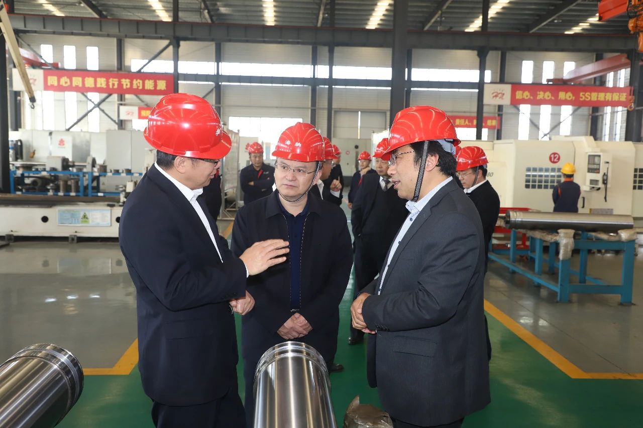 向家雨一行到海纳科技公司、盛源公司参观调研1.jpg