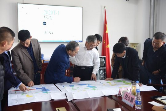 张学生参加金桥煤矿水文地质研讨专题会