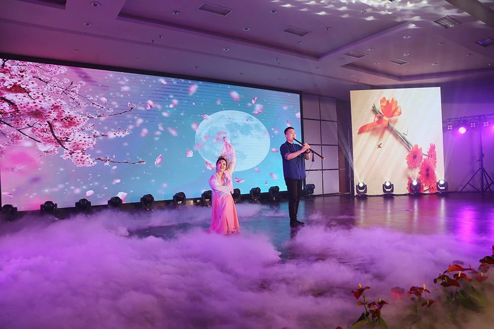 集团公司权属各企业举办文艺联欢会 喜迎新年到来3.jpg