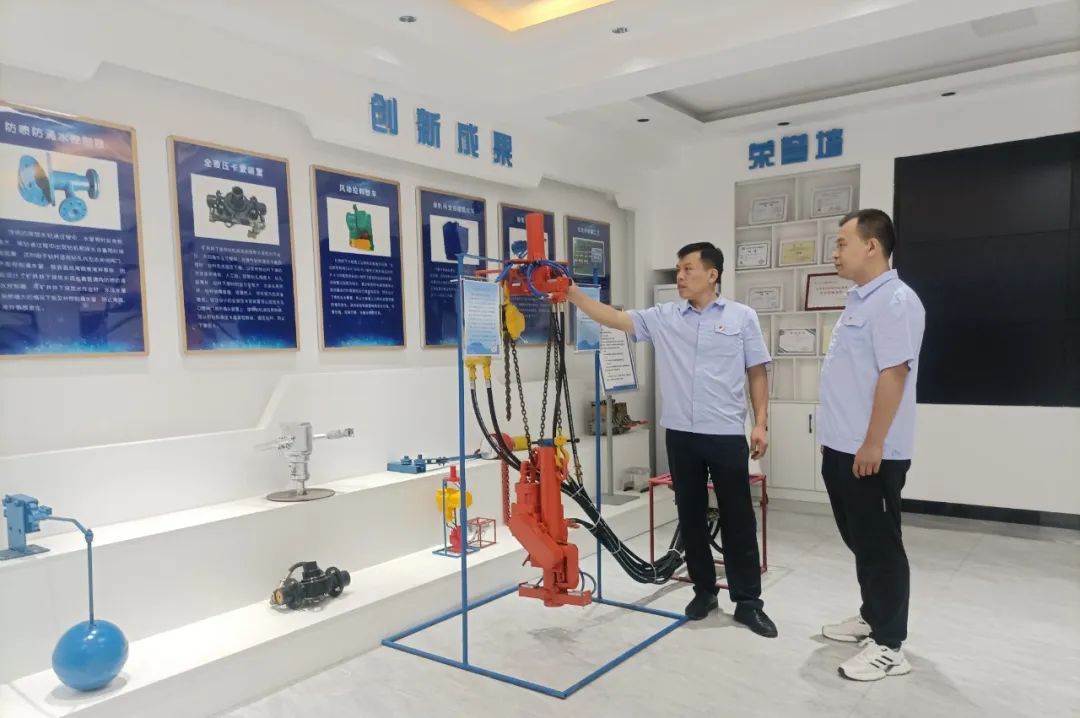 1697792455247561.jpg 640 (1).jpg