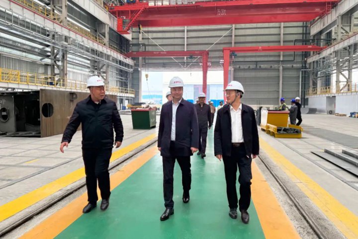 湖北省江陵县领导到访济宁能源