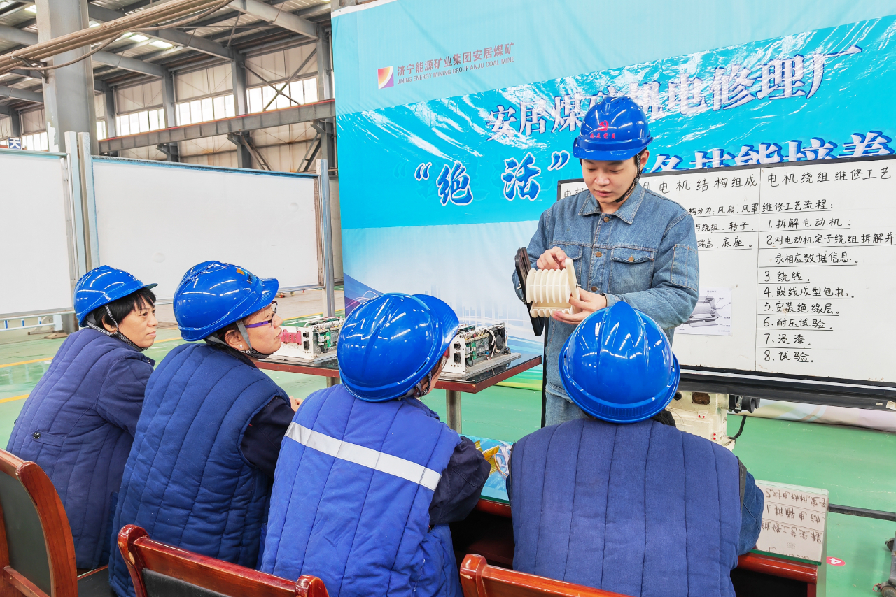 1705018923108672.jpg 2.jpg