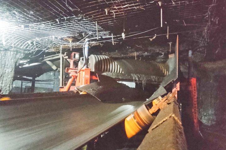 朱家峁煤矿1302工作面使用转弯装置节支降耗近120万元